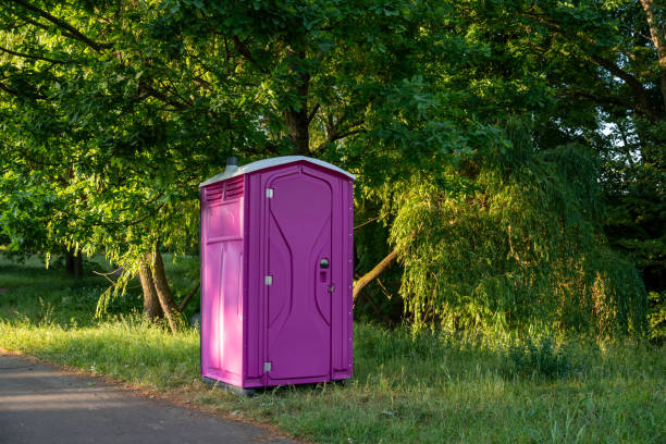 Best Portable restroom trailer rental  in Fostoria, OH